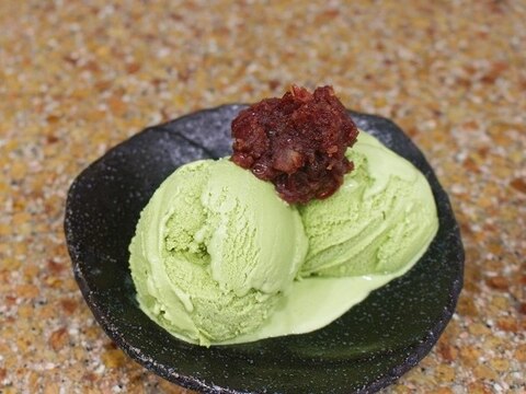 キッチンエイドで 濃厚な抹茶アイスクリームの作り方